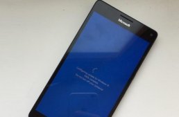 微软Lumia 950 XL刷Windows 10 ARM项目更新：增强性能和续航