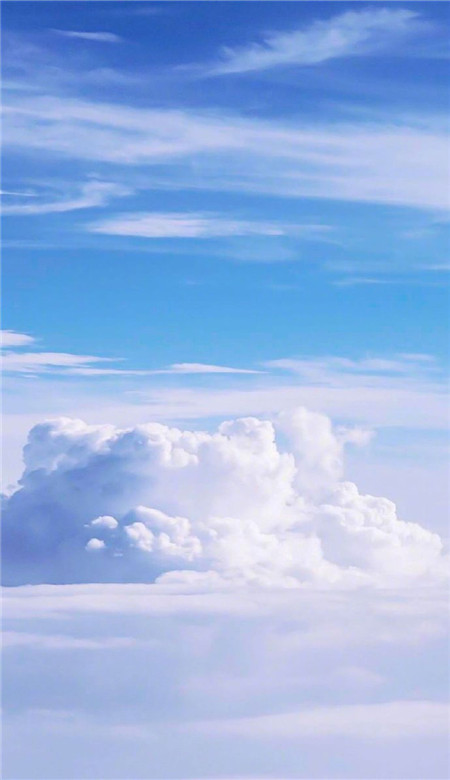 蓝色天空壁纸唯美意境 天空风景图片大全高清无水印