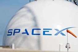 SpaceX计划在两个月内送首批宇航员前往国际空间站