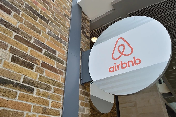 Airbnb拟裁1900人 Airbnb为什么裁员1900人？