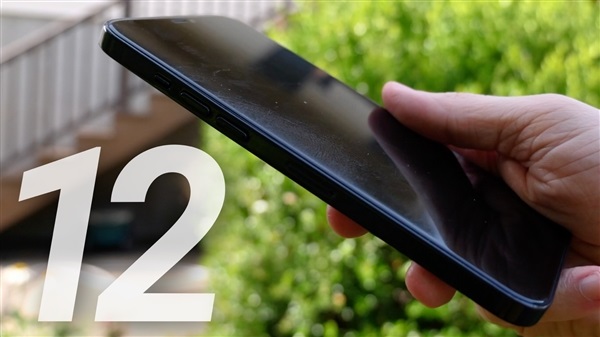 最新苹果iPhone12手机真实图片 iPhone 12 系列机模国外上手
