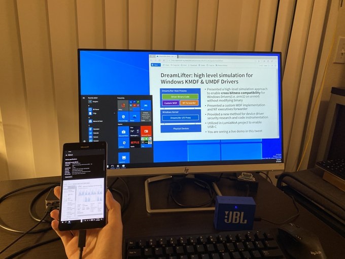 新突破！Lumia 950 XL 刷 Win10 ARM 项目已支持双屏显示