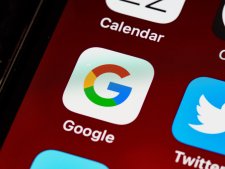 谷歌宣布：Google Meet 免费通话延长至 2021 年