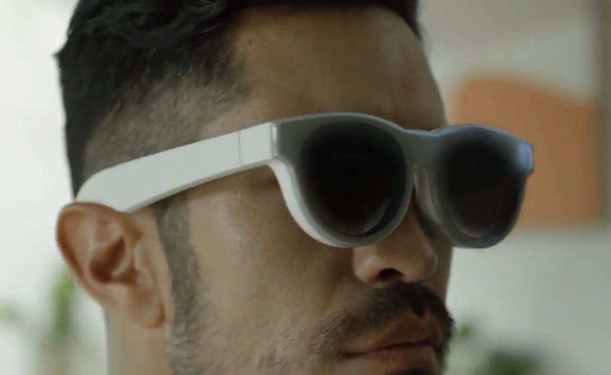 三星 Glasses Lite AR 眼镜宣传视频曝光：体积小巧，可用智能手表操控