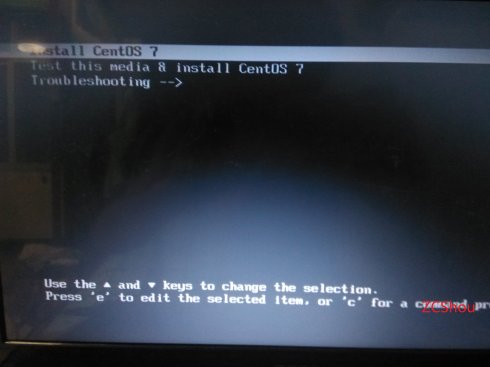 Win8.1 + CentOS7 双系统 U盘安装（超详细教程）