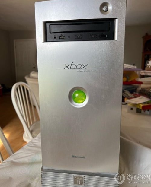 初代Xbox原型机：设计师展示家用PC风格